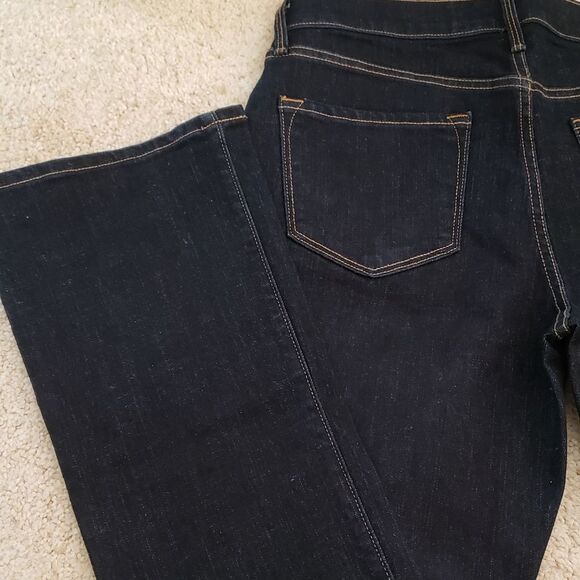 NEW Old Navy Curvy Bootcut Jeans 6P - Picture 4 of 7